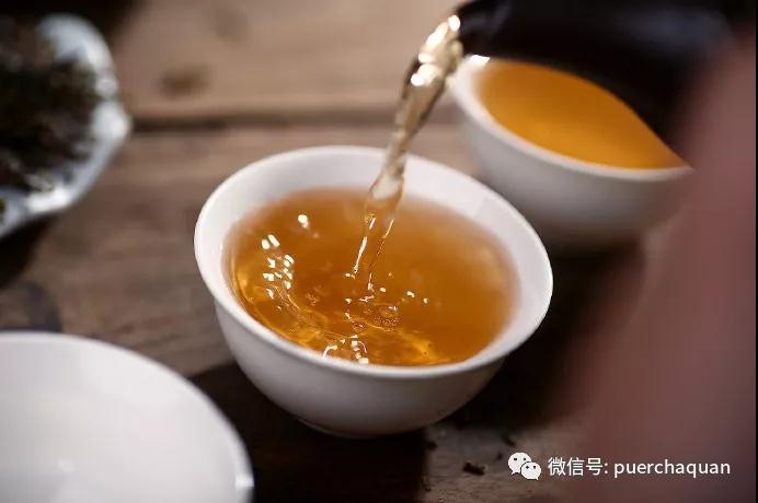 普洱茶汤感粘稠度体验方法